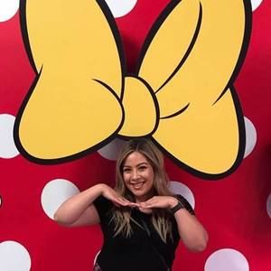 Meet your Posher, Cynthia